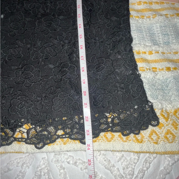 Nanaette Lepore Sleeveless Lace Shirt Black With Full Zip Back Size Medium - Picture 7 of 7